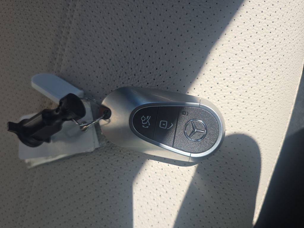 New 2026 Mercedes-Benz C 300 4MATIC Sedan image 28