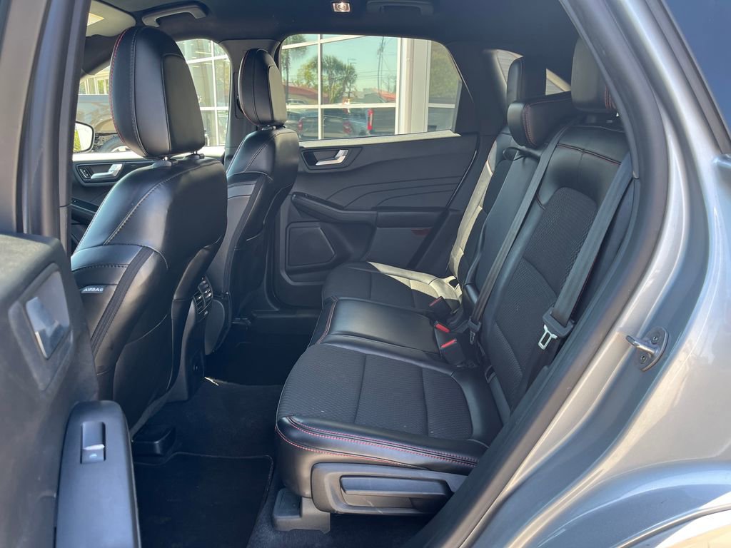Used 2023 Ford Escape ST-Line image 12