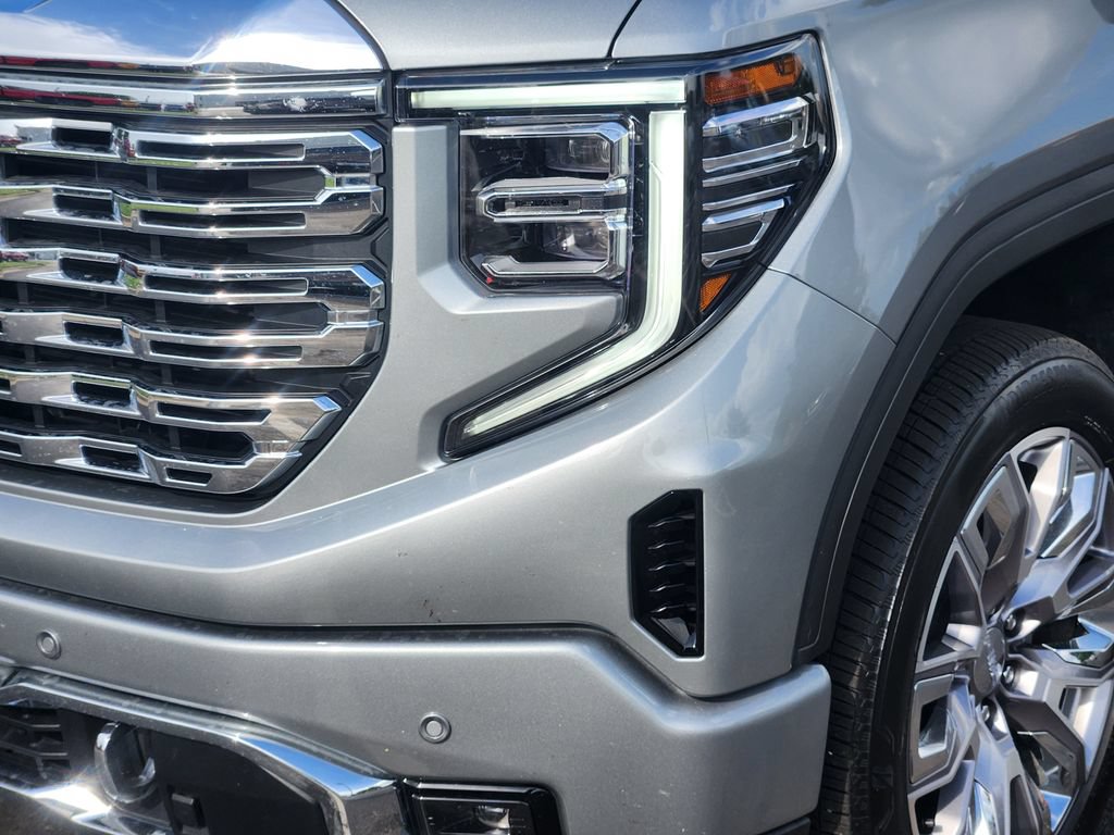 Used 2025 GMC Sierra 1500 Denali AWD/4WD image 7