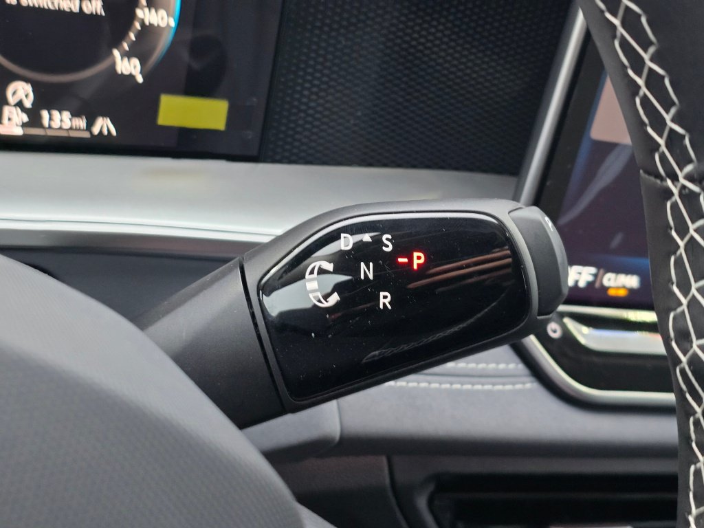 New 2026 Volkswagen Tiguan SE AWD/4WD image 28