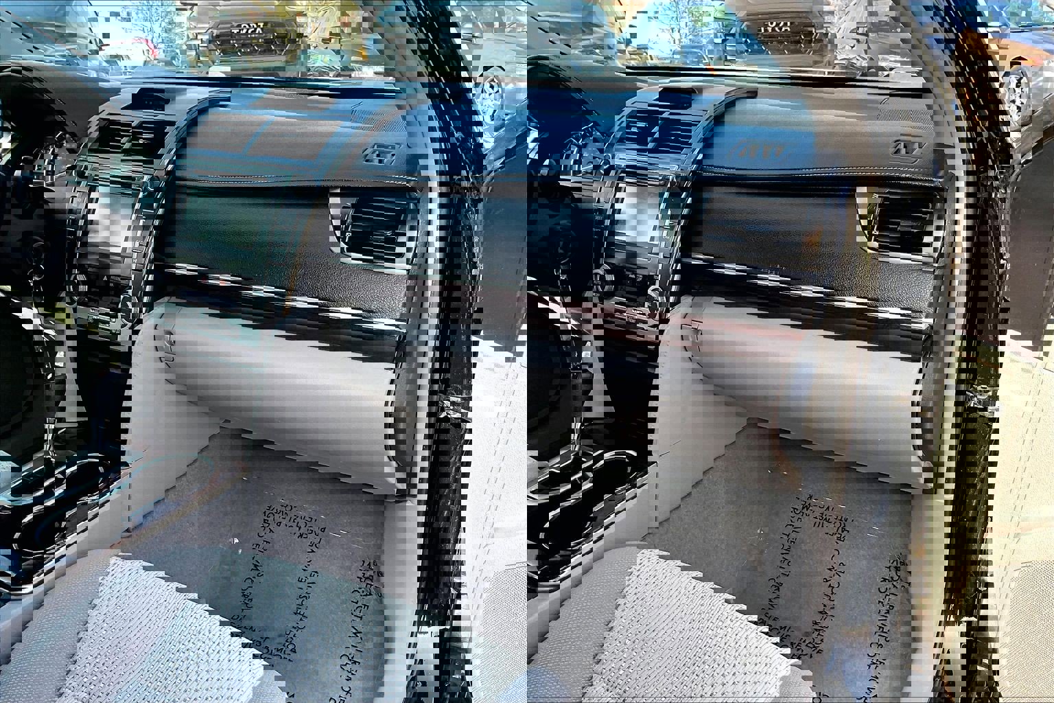 Used 2012 Toyota Camry XLE image 15