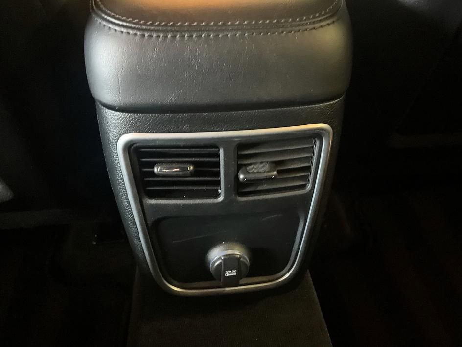 Used 2012 Chrysler 300 RWD image 28