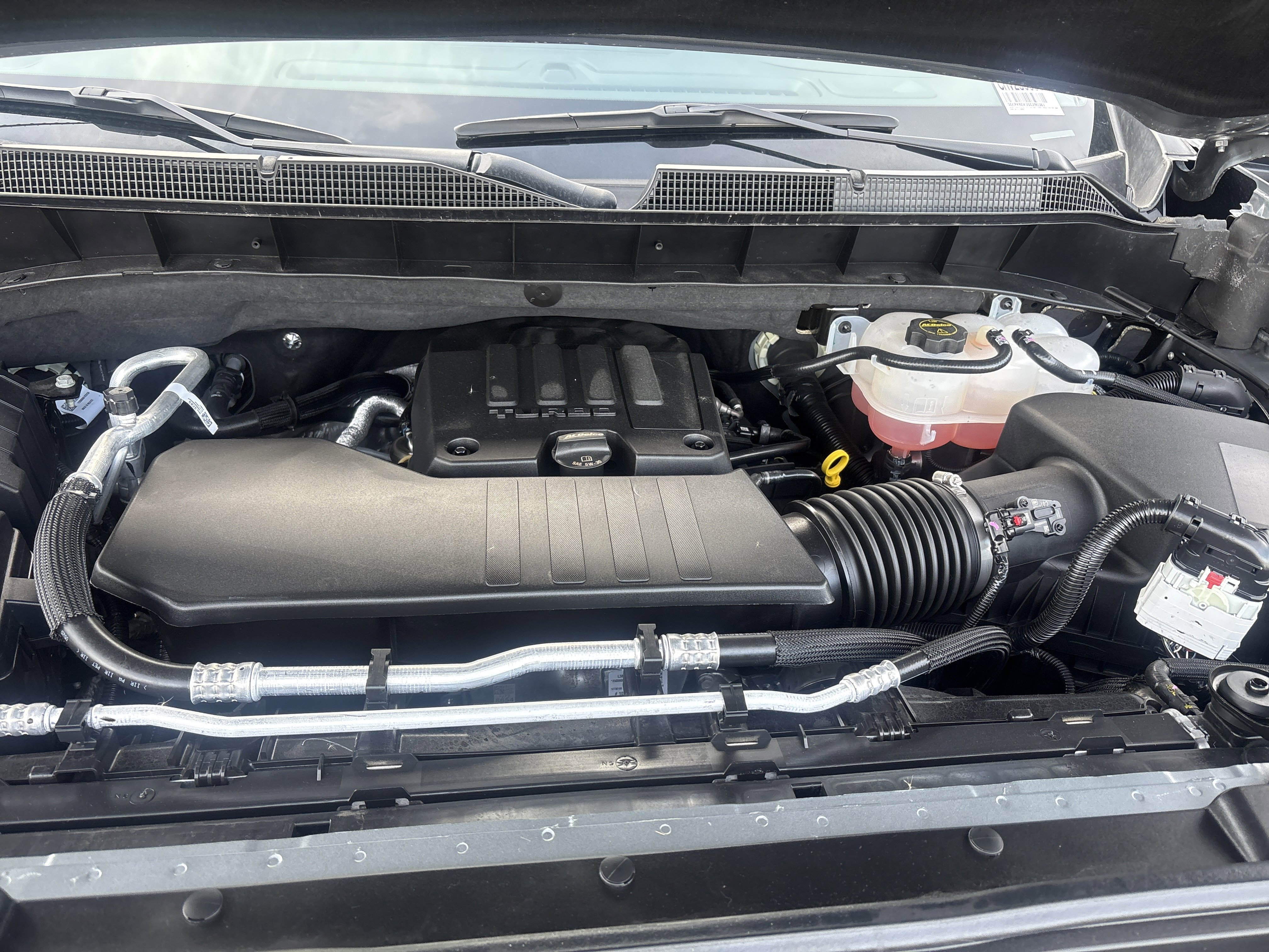 New 2025 Chevrolet Silverado 1500 Custom w/ LPO, Dark Essentials Package image 28