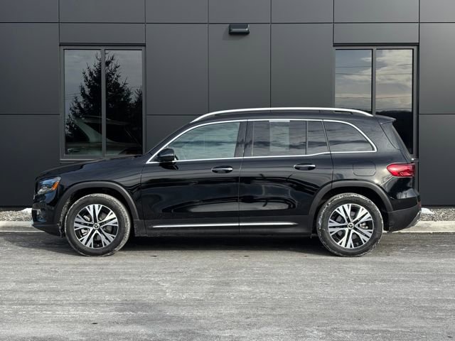Used 2025 Mercedes-Benz GLB 250 4MATIC image 4