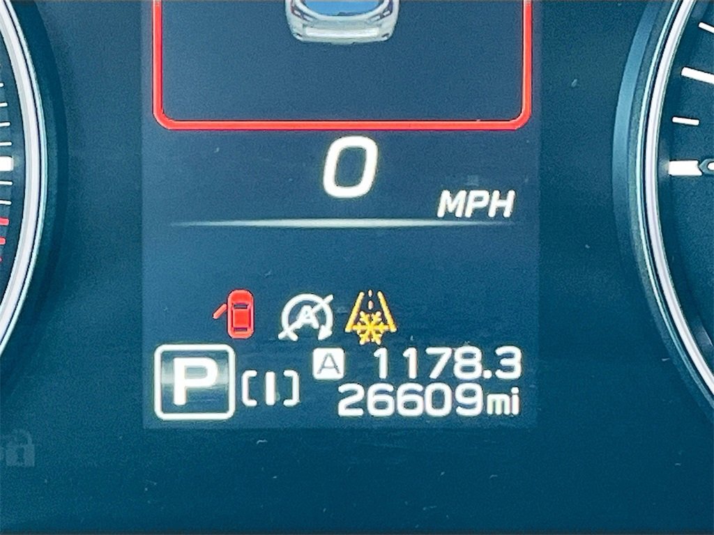 Used 2024 Subaru Impreza 2.0i Sport image 12