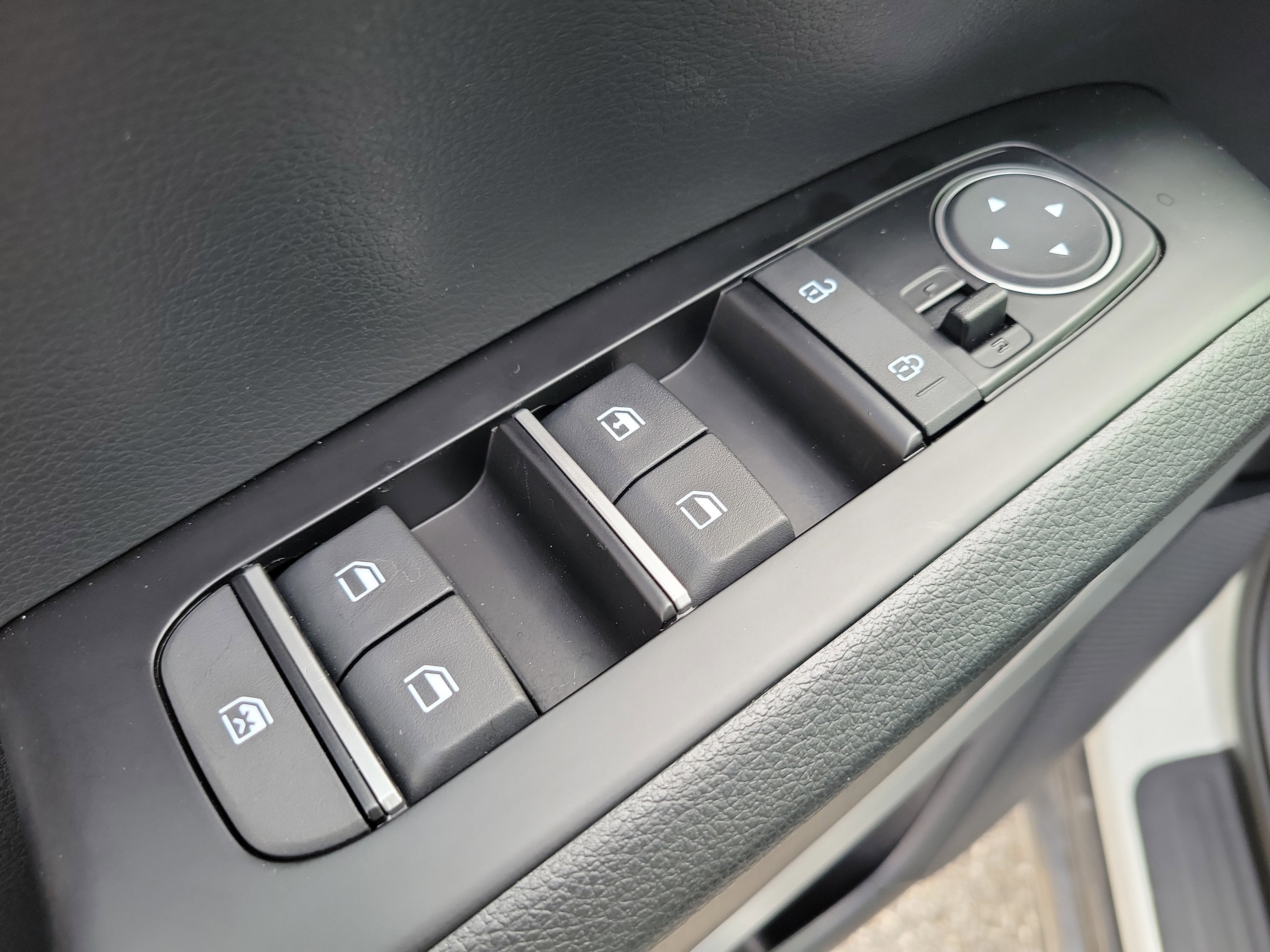 Used 2025 Kia Soul LX w/ LX Technology Package image 21