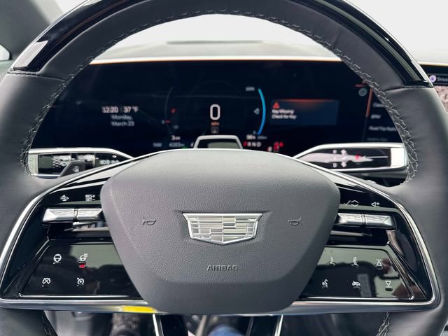 Certified 2025 Cadillac Optiq Sport 2 image 24