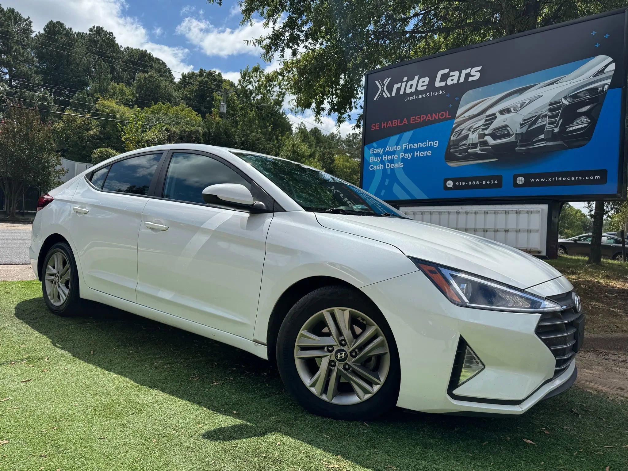 Used 2019 Hyundai Elantra SEL w/ Cargo Package image 1