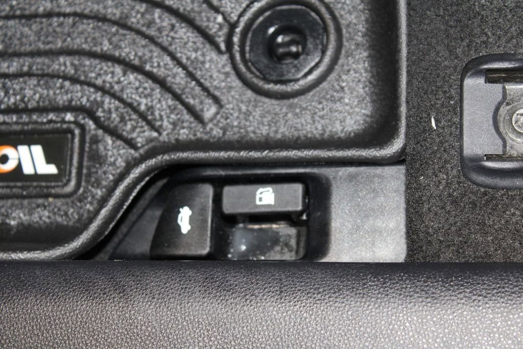 Used 2022 Toyota Corolla LE FWD image 14