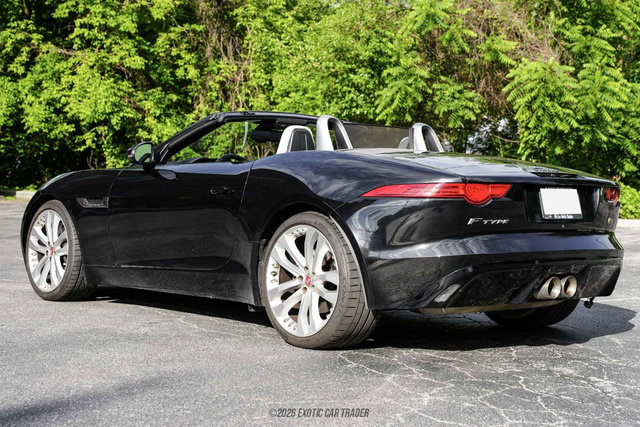 Used 2015 Jaguar F-TYPE S RWD image 6