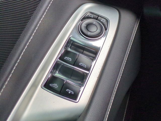 Used 2023 Chevrolet Corvette Stingray Convertible w/ Z51 Performance Package image 19