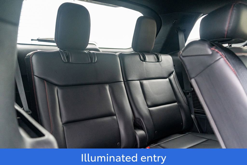 Used 2025 Ford Explorer ST-Line w/ ST-Line Street Pack image 14