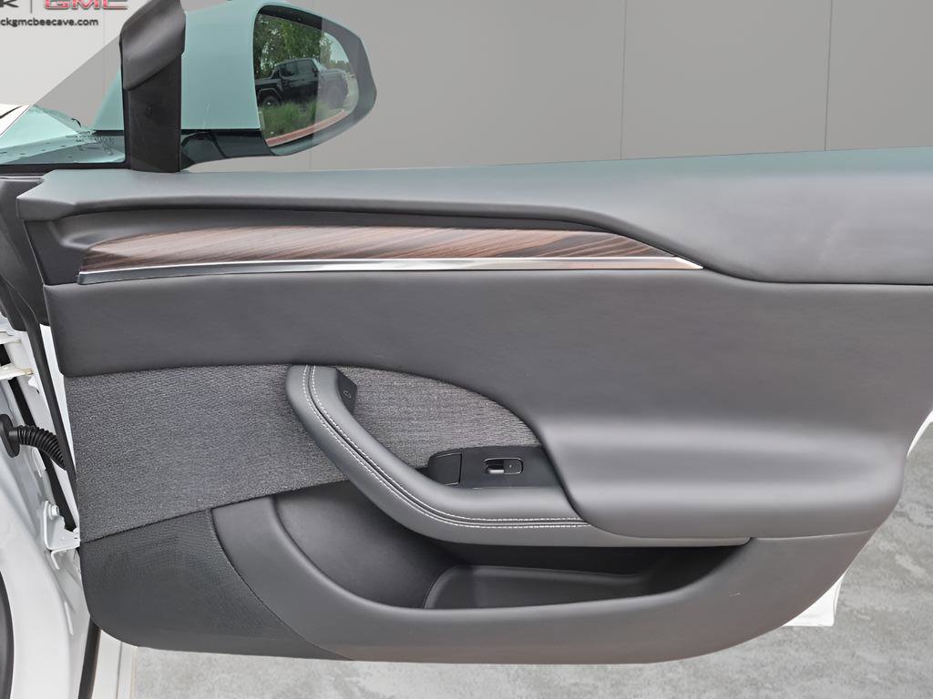 Used 2023 Tesla Model S Standard Range image 13