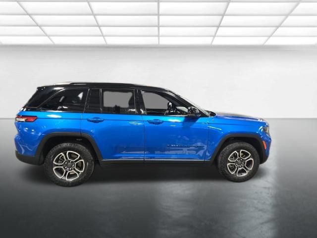 Used 2023 Jeep Grand Cherokee Trailhawk AWD/4WD image 3