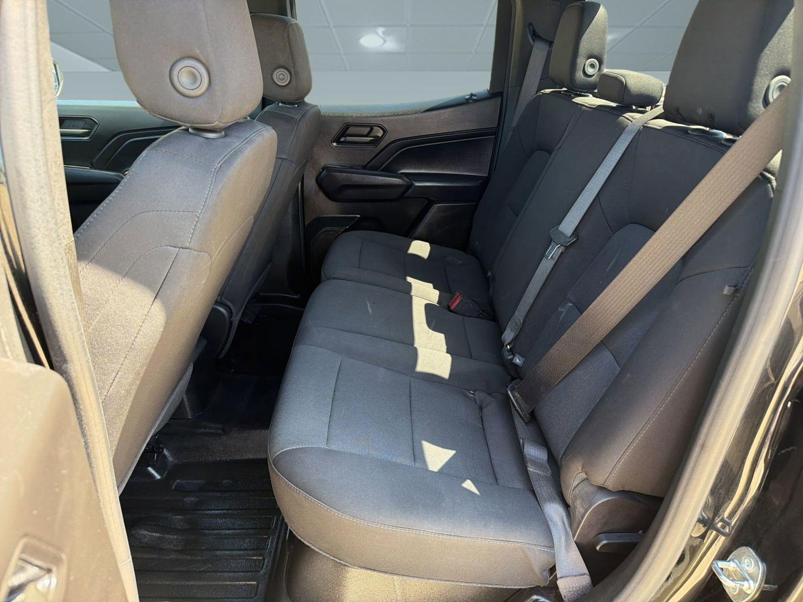 Used 2023 Chevrolet Colorado W/T image 15