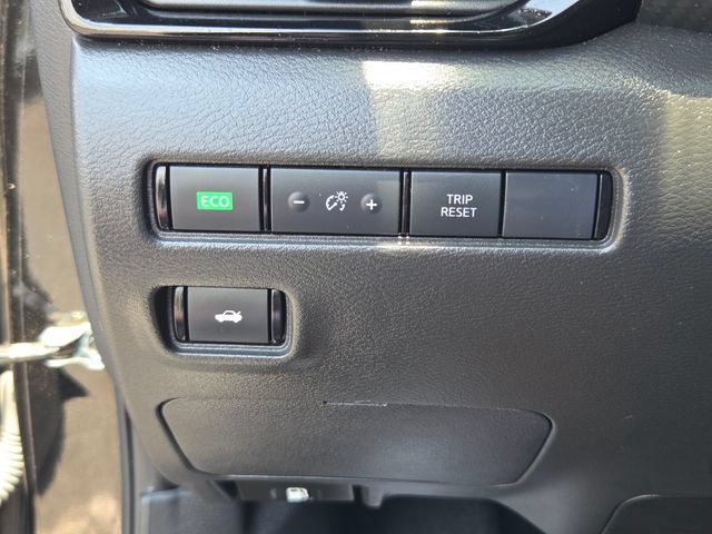 Used 2024 Nissan Sentra SV FWD image 26