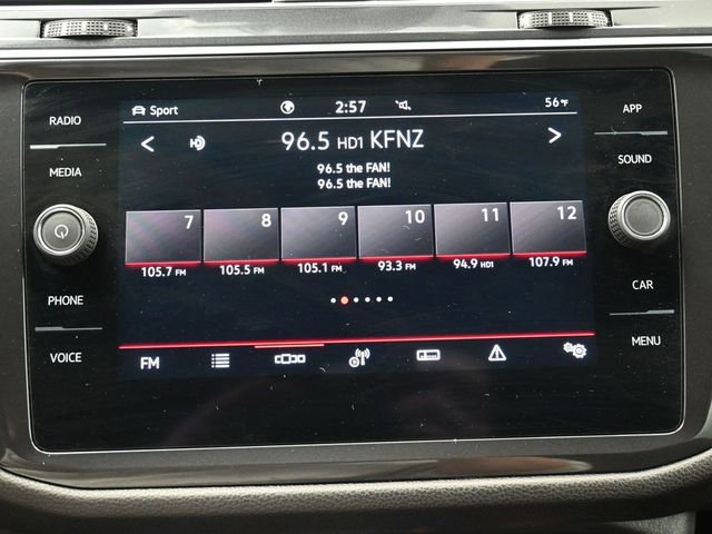 Used 2022 Volkswagen Tiguan SE R-Line image 20