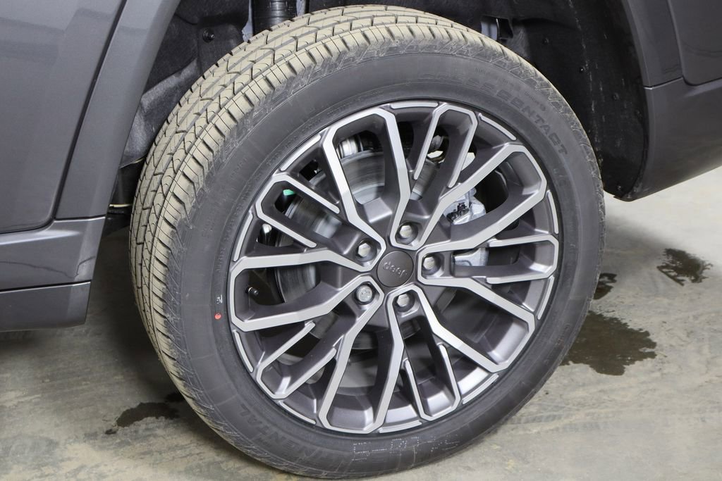 New 2025 Jeep Grand Cherokee L Summit image 44