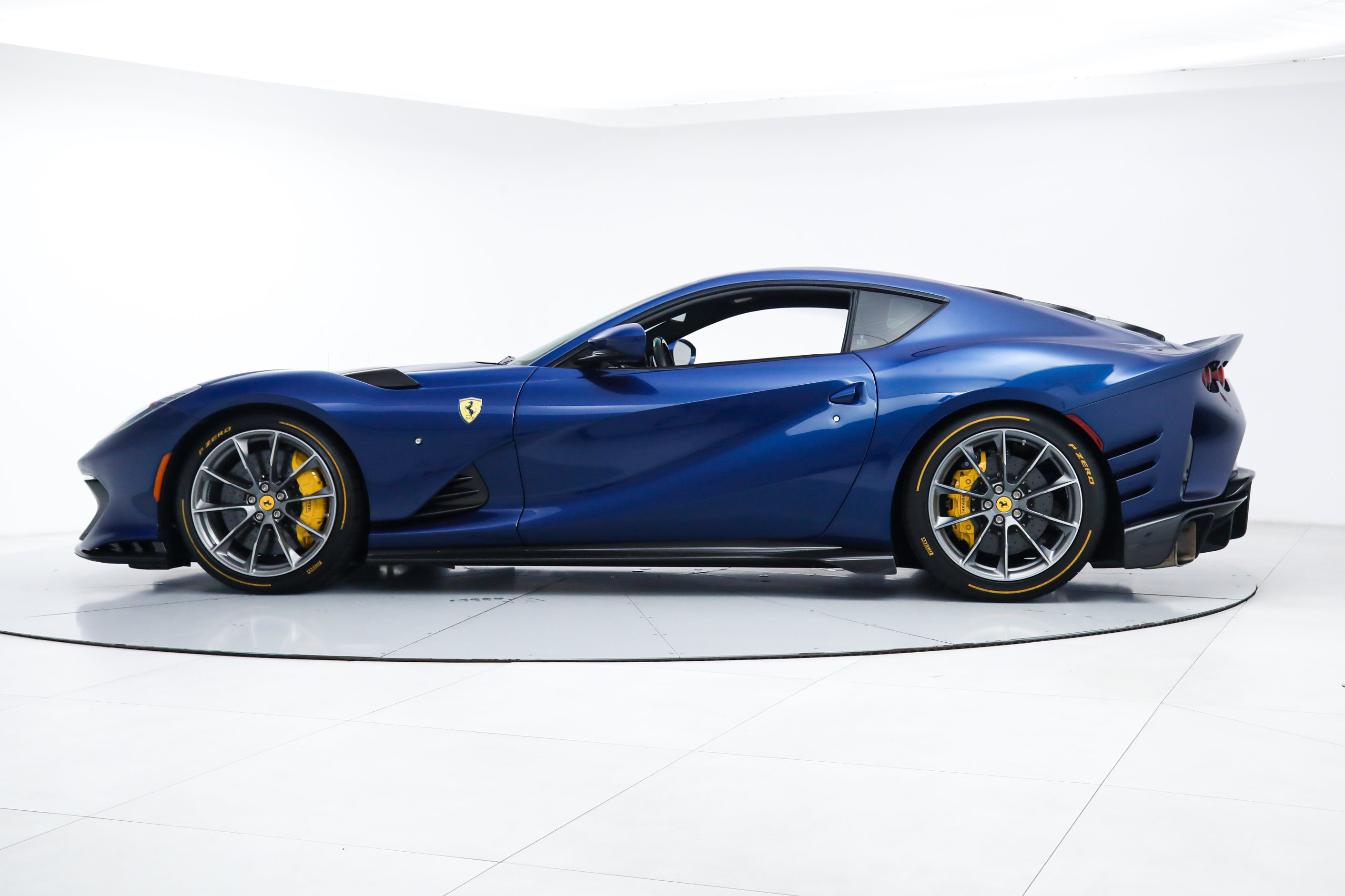 Certified 2022 Ferrari 812 Competizione RWD image 4