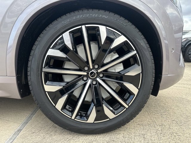 New 2026 Volvo XC90 B6 Ultra image 9