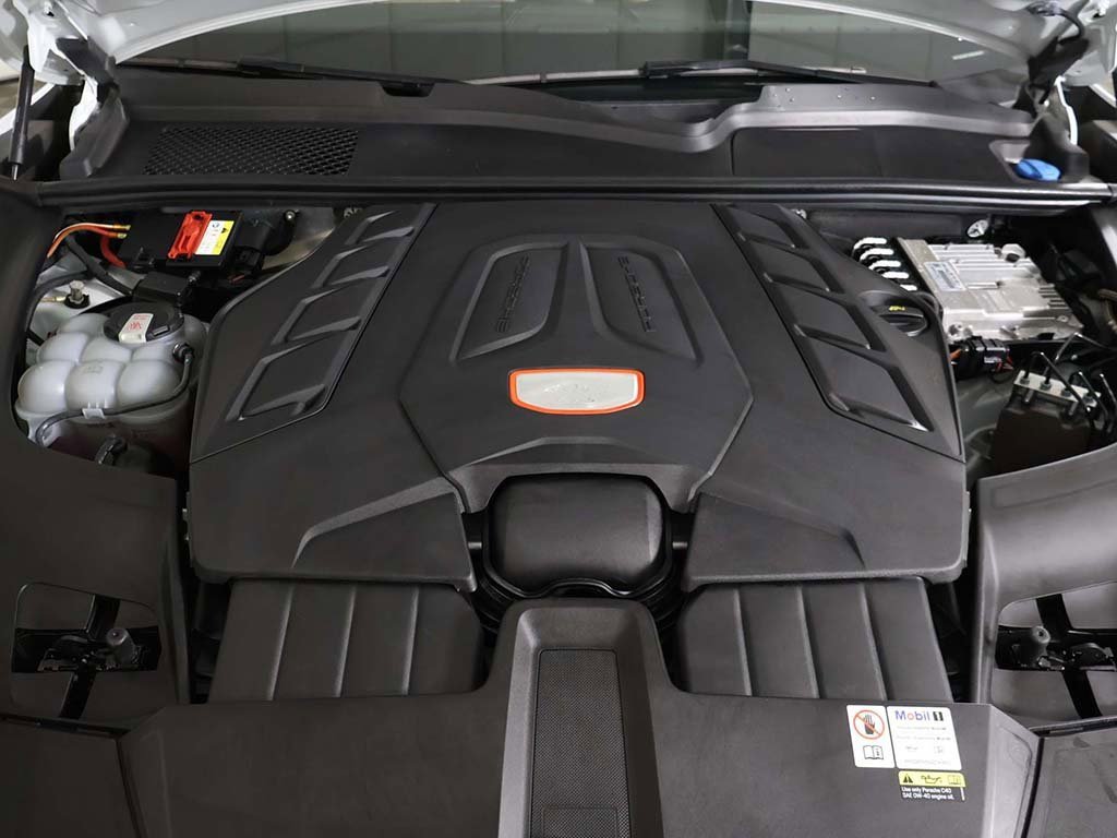 Used 2022 Porsche Cayenne GTS image 24