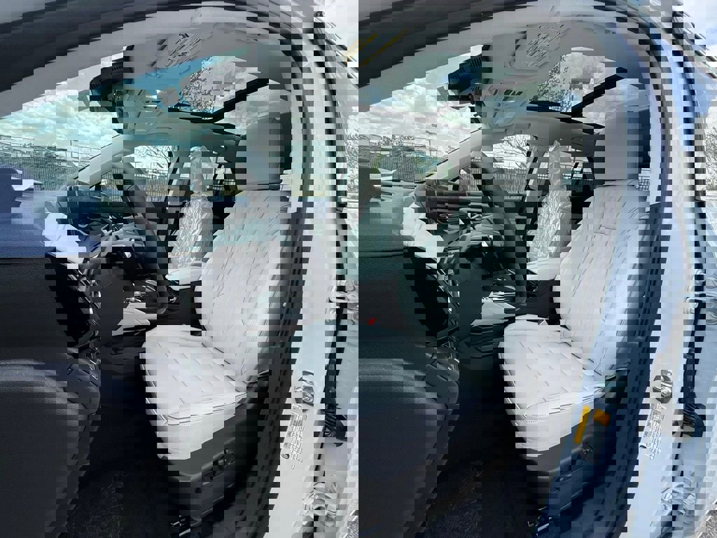 New 2026 Buick Envision Avenir image 5