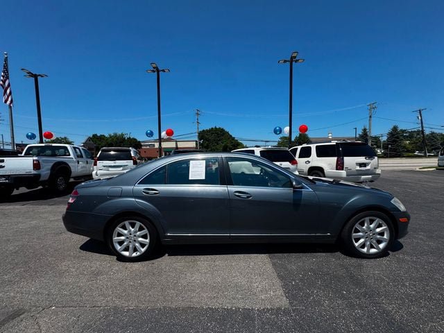 Used 2007 Mercedes-Benz S 550 4MATIC image 4