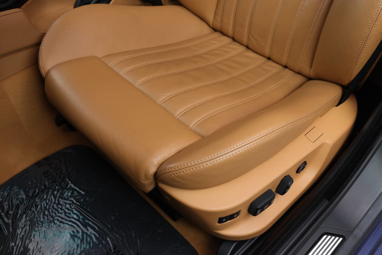 Used 2002 BMW M5 image 50