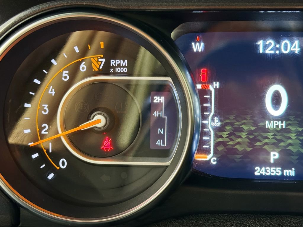 Used 2021 Jeep Wrangler Unlimited Sahara image 13