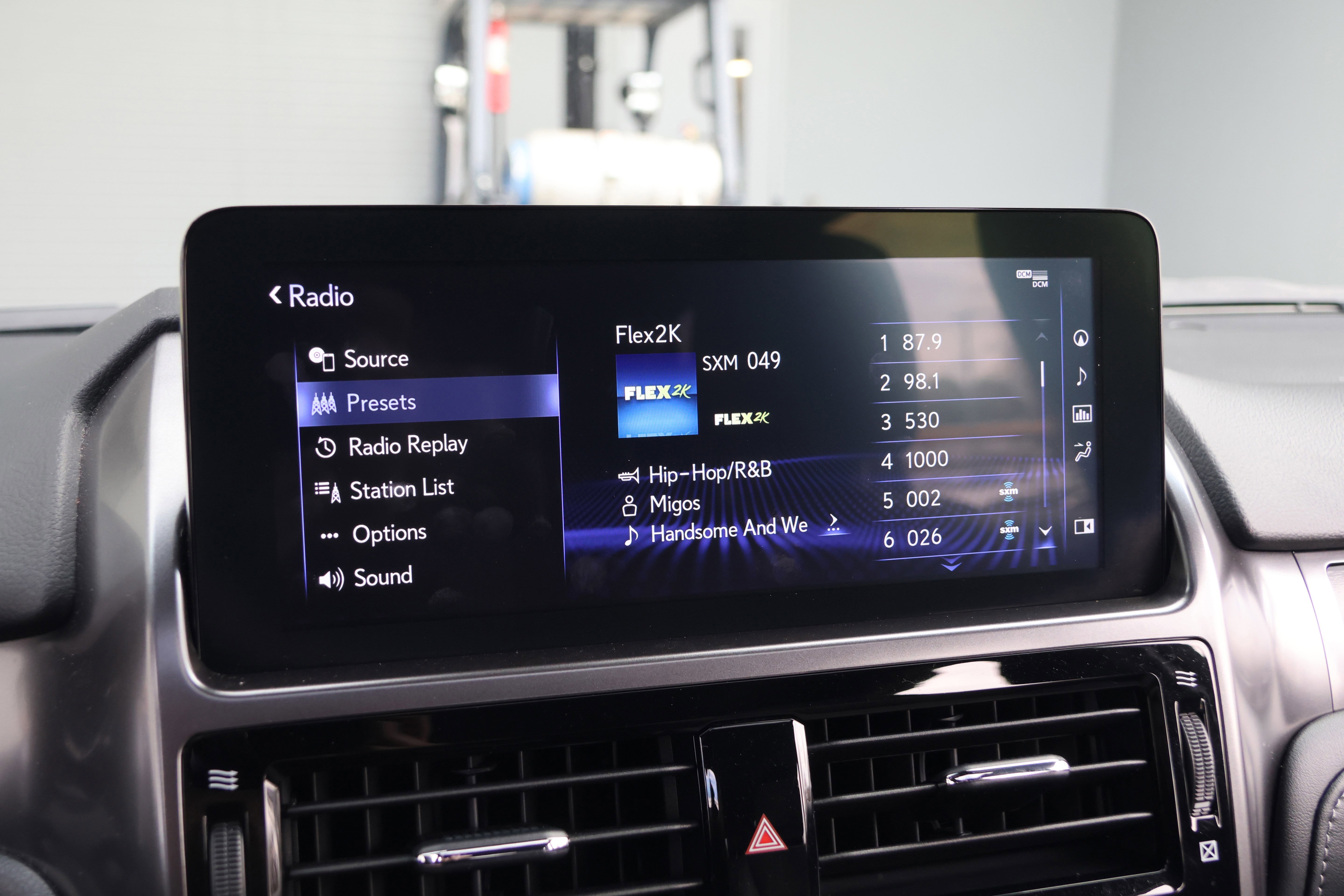 Certified 2023 Lexus GX 460 w/ Black Line Special Edition image 24