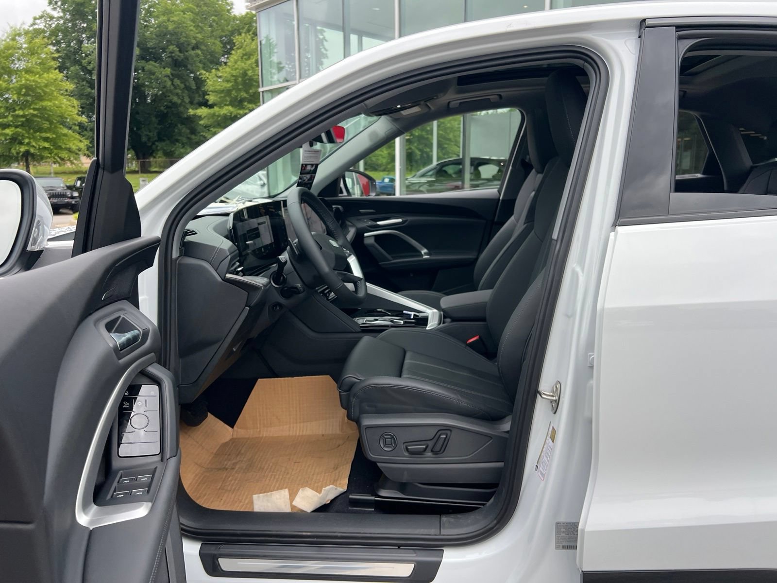 New 2026 Audi Q5 Premium Plus AWD/4WD image 25
