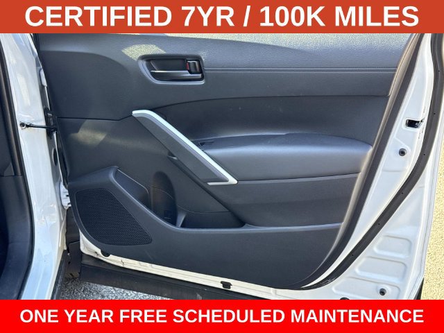 Used 2024 Toyota Corolla Cross LE FWD image 8