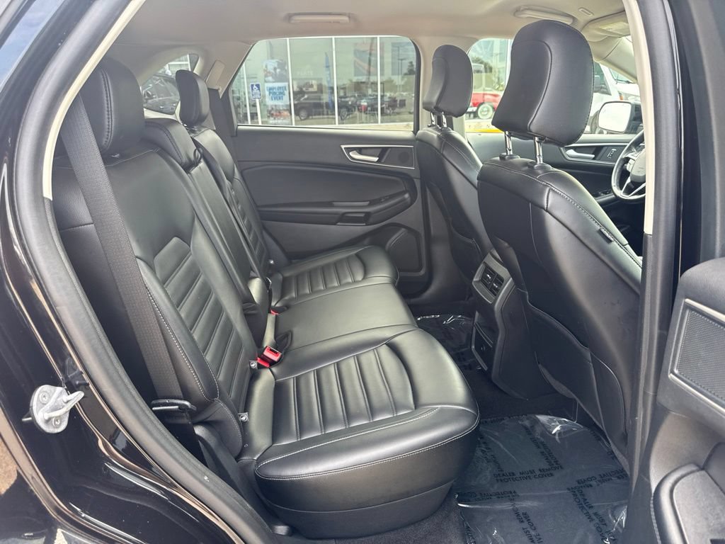 Used 2024 Ford Edge SEL AWD/4WD image 27