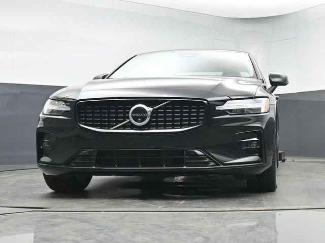Used 2024 Volvo S60 B5 Plus image 35