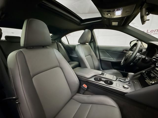 Used 2025 Lexus IS 350 F Sport w/ Navigation Package image 29