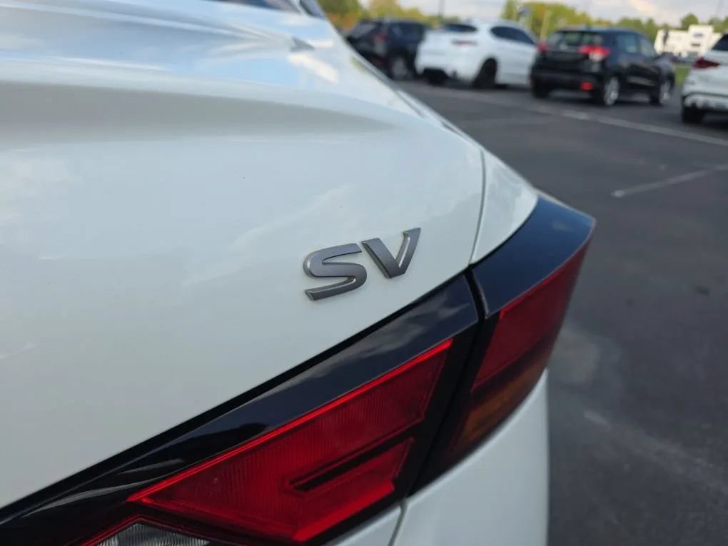 Used 2024 Nissan Altima 2.5 SV w/ SV Premium Package FWD image 12