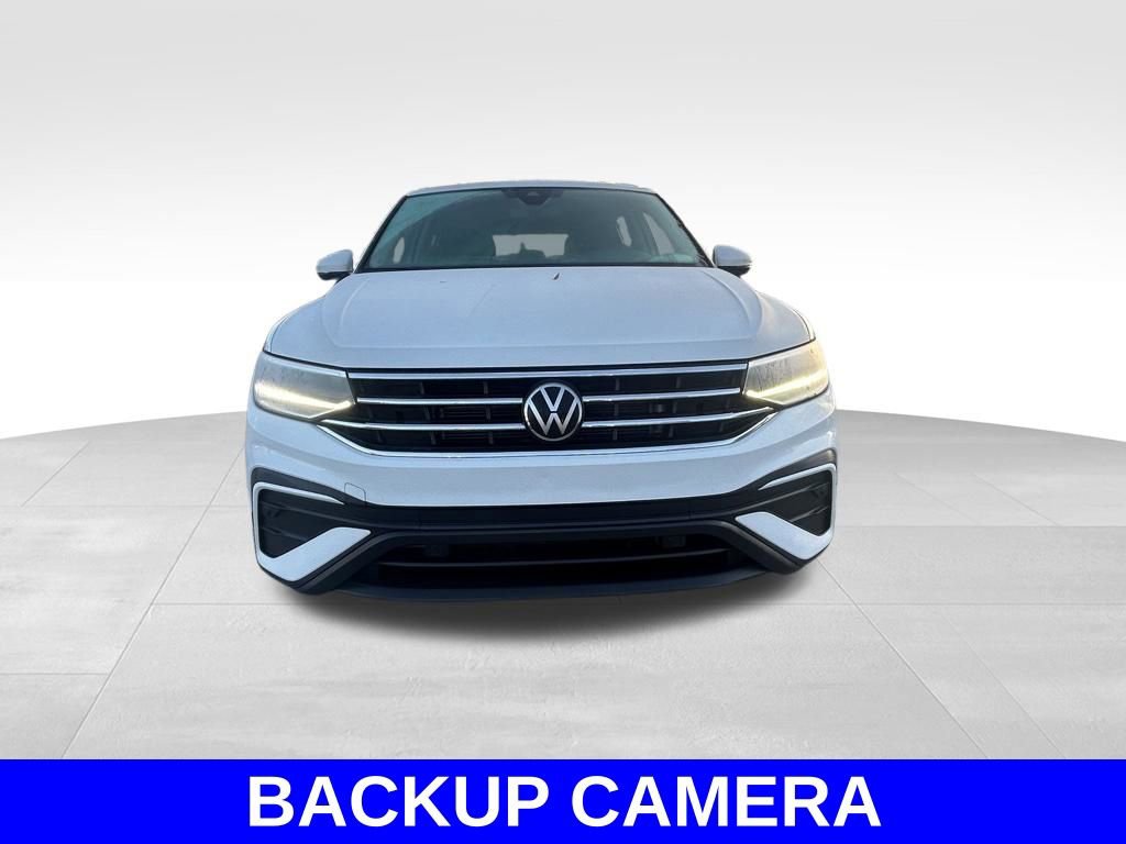 Used 2024 Volkswagen Tiguan SE image 4