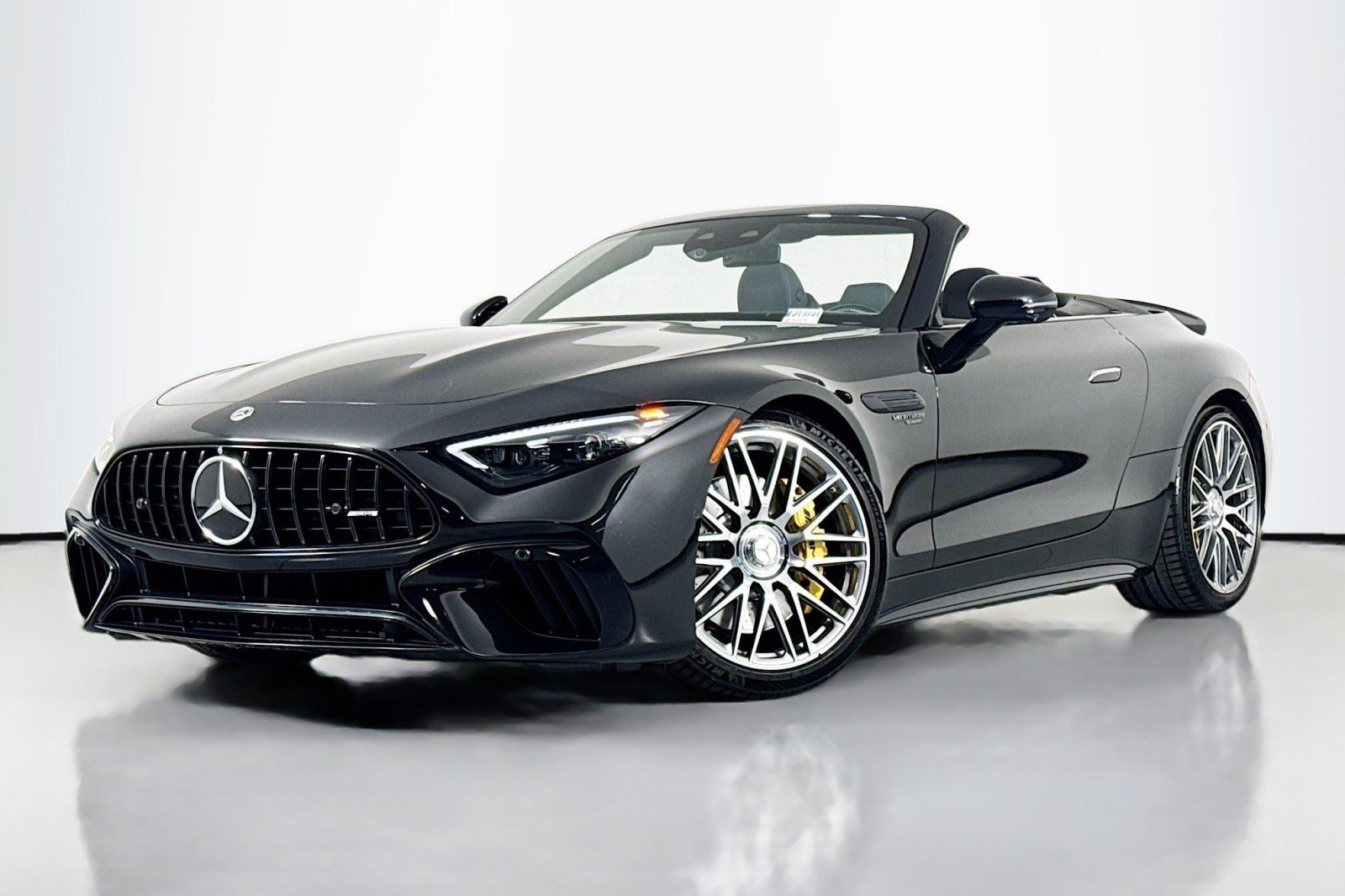 Certified 2022 Mercedes-Benz SL 63 AMG 4MATIC image 2