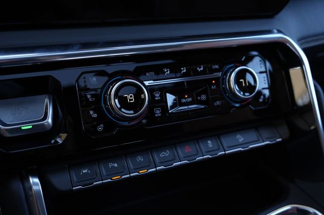 New 2025 GMC Sierra 1500 Denali Ultimate AWD/4WD image 16