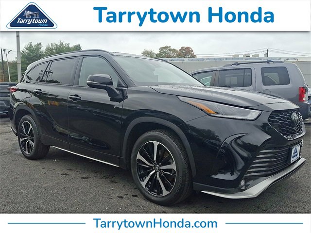 Used 2022 Toyota Highlander XSE image 1