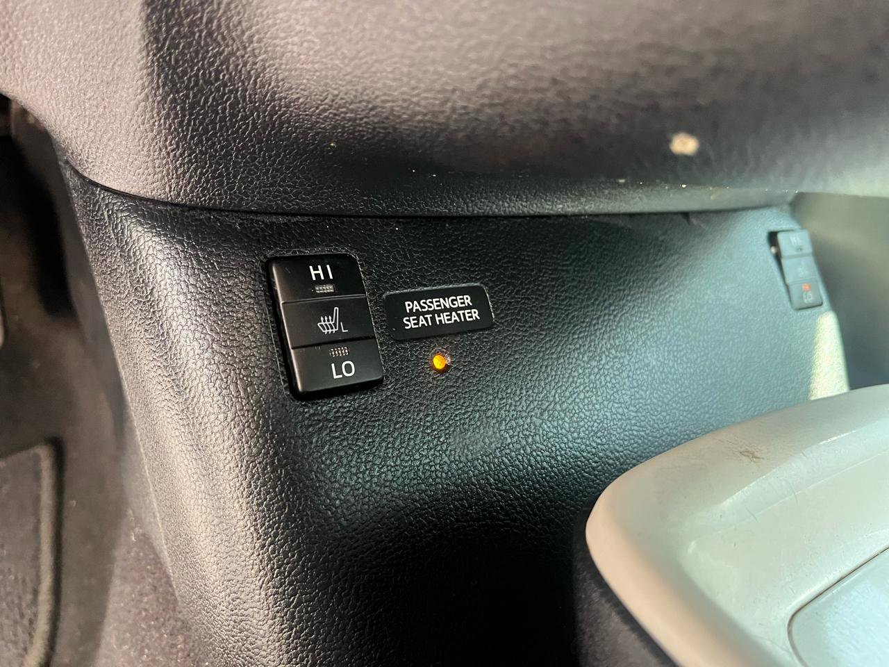 Used 2017 Toyota Prius Four Touring FWD image 22