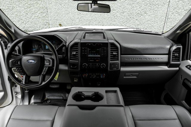 Used 2019 Ford F250 XL w/ Power Equipment Group RWD image 19