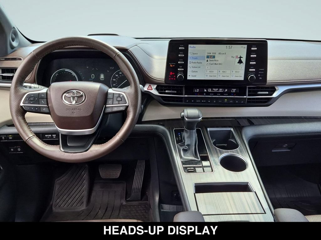 Used 2024 Toyota Sienna Platinum FWD image 13