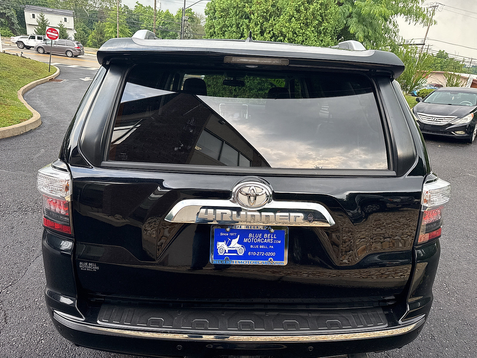 Used 2018 Toyota 4Runner Limited AWD/4WD image 6