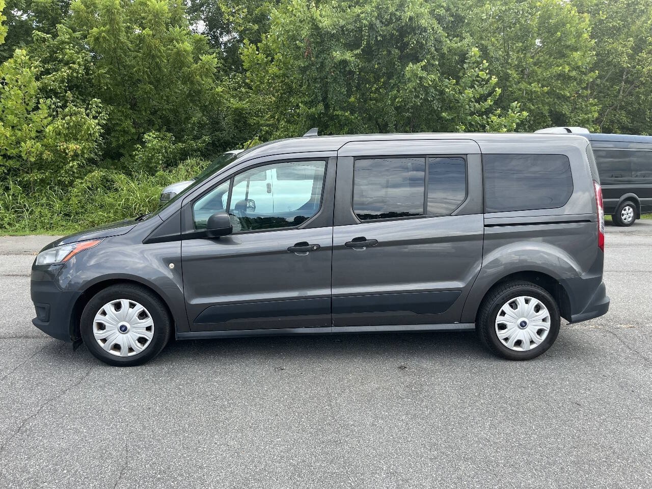 Used 2022 Ford Transit Connect XL FWD image 9