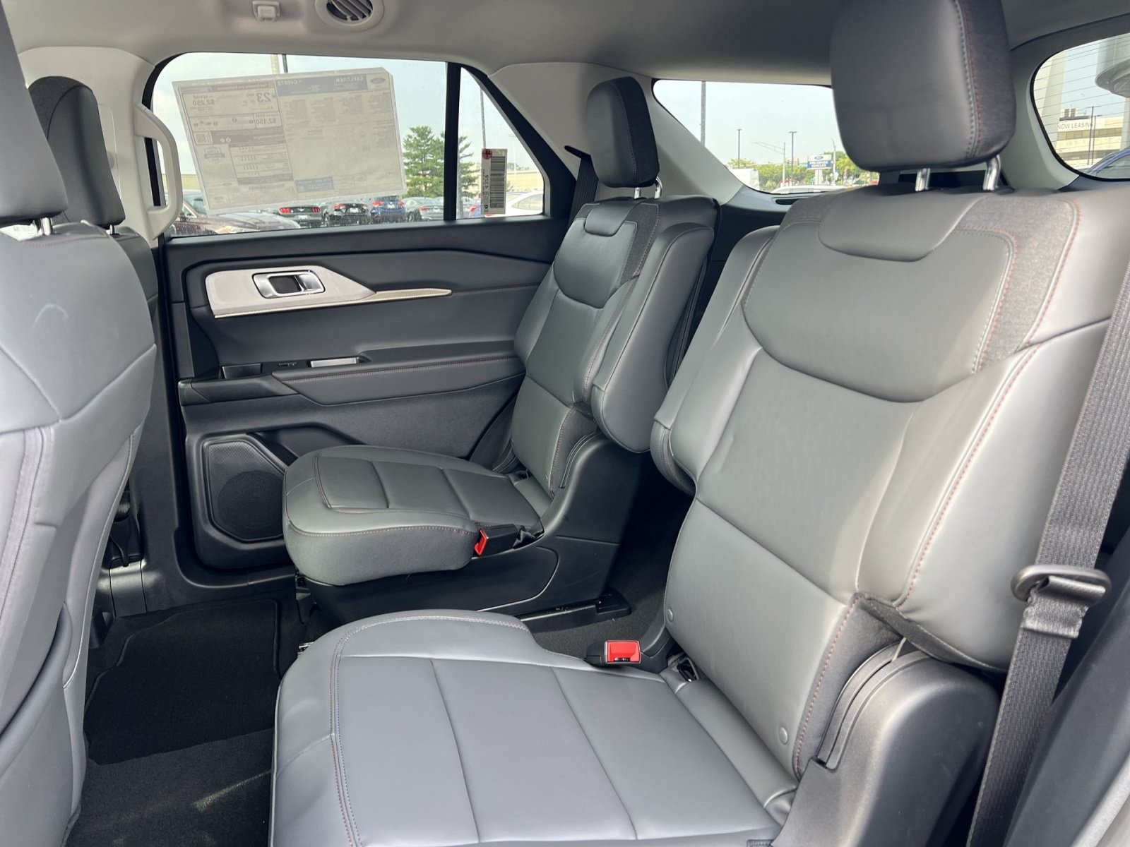 New 2026 Ford Explorer Active w/ Active Comfort Package AWD/4WD image 24