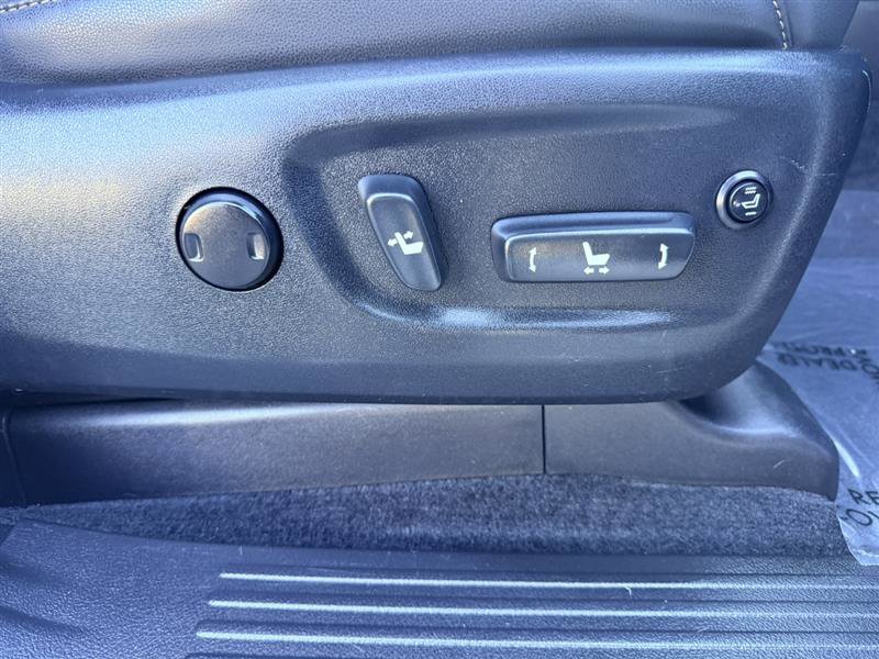 Used 2015 Lexus GX 460 4WD w/NAVIGATION SYSTEM & SUNR image 14