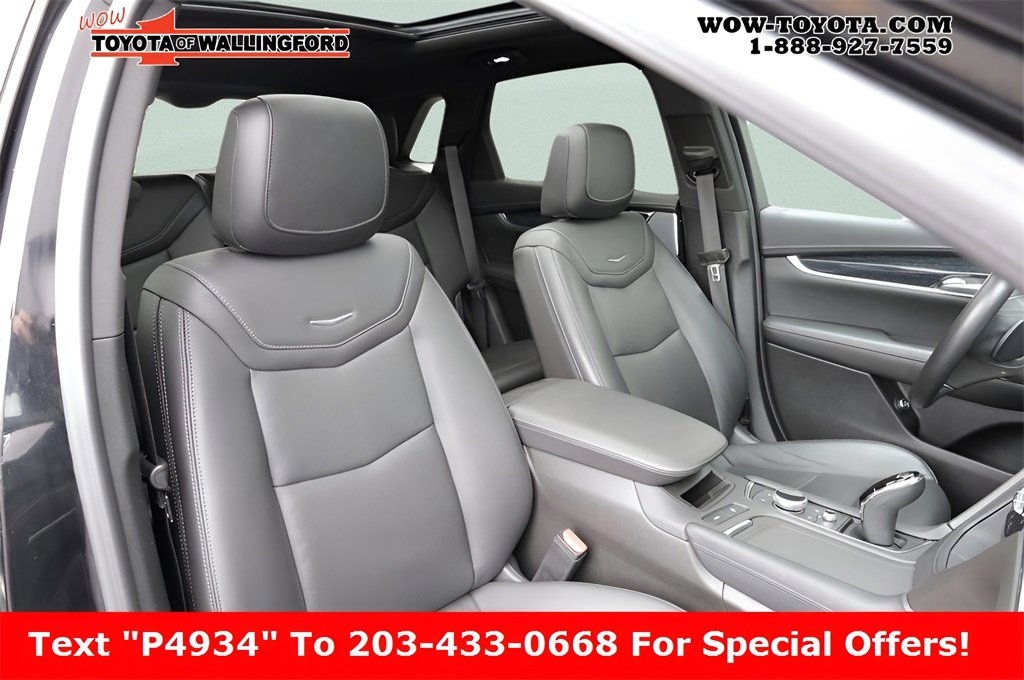 Used 2023 Cadillac XT5 Premium Luxury image 16