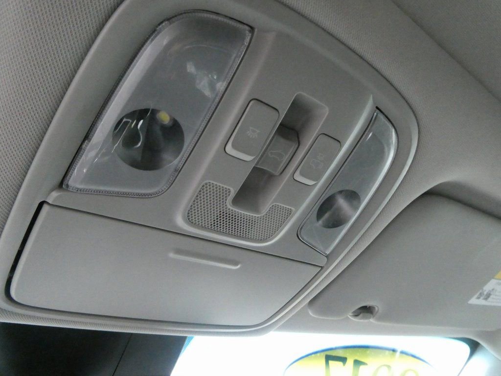 Used 2017 Kia Sportage EX w/ EX Premium Package image 18