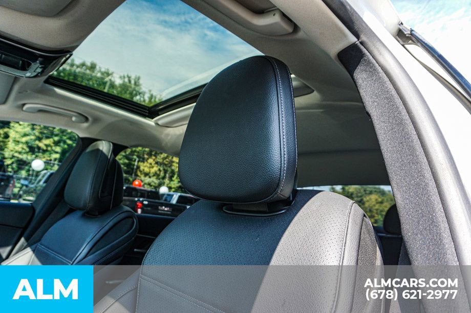 Used 2022 Mercedes-Benz C 300 Sedan image 18